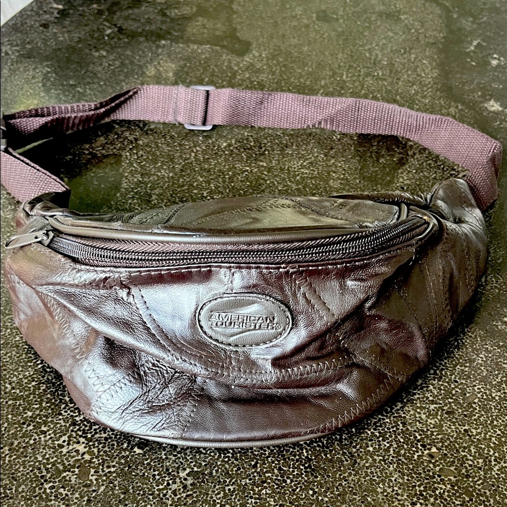 Vintage American Tourister Dark Brown Leather Belt Bag Fanny pack